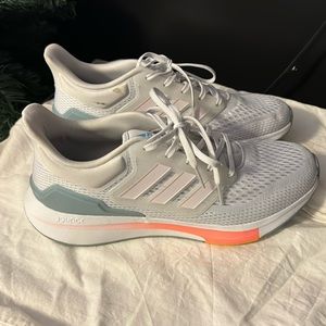 Adidas bounce womens size 10